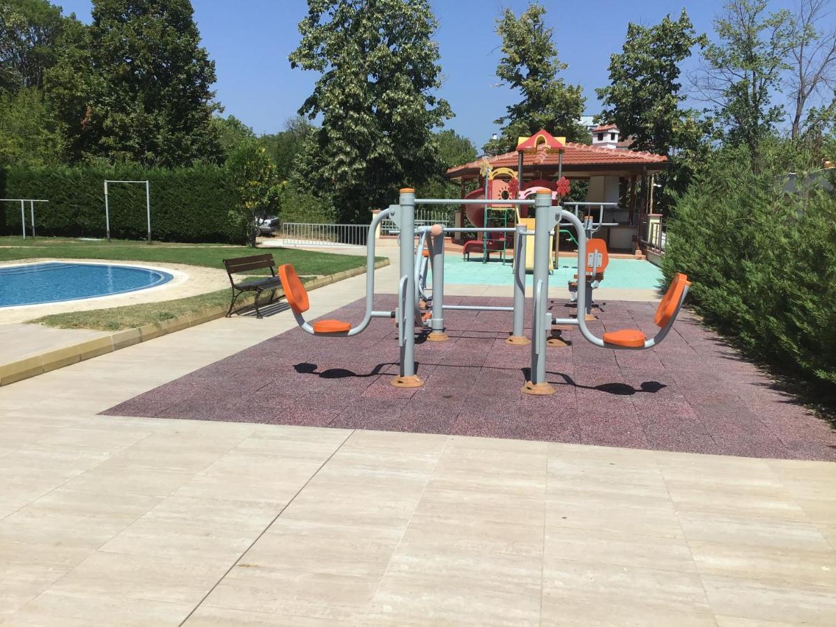 Sunnyseasons With Swimming Pool View